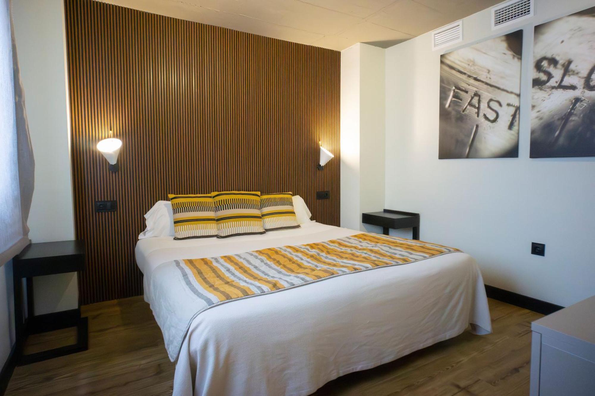 Bubu - Apartamentos En El Centro Málaga Esterno foto