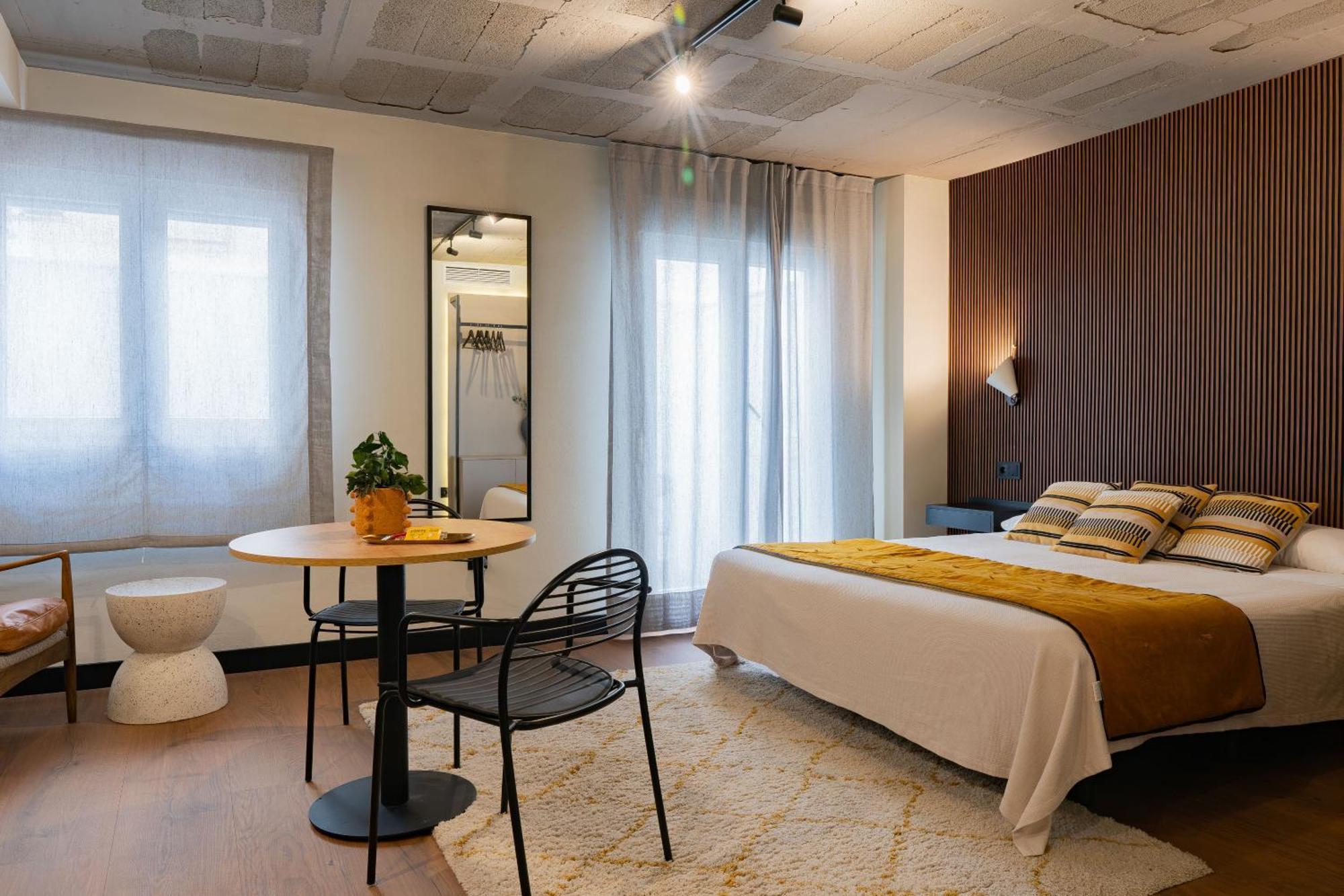 Bubu - Apartamentos En El Centro Málaga Esterno foto
