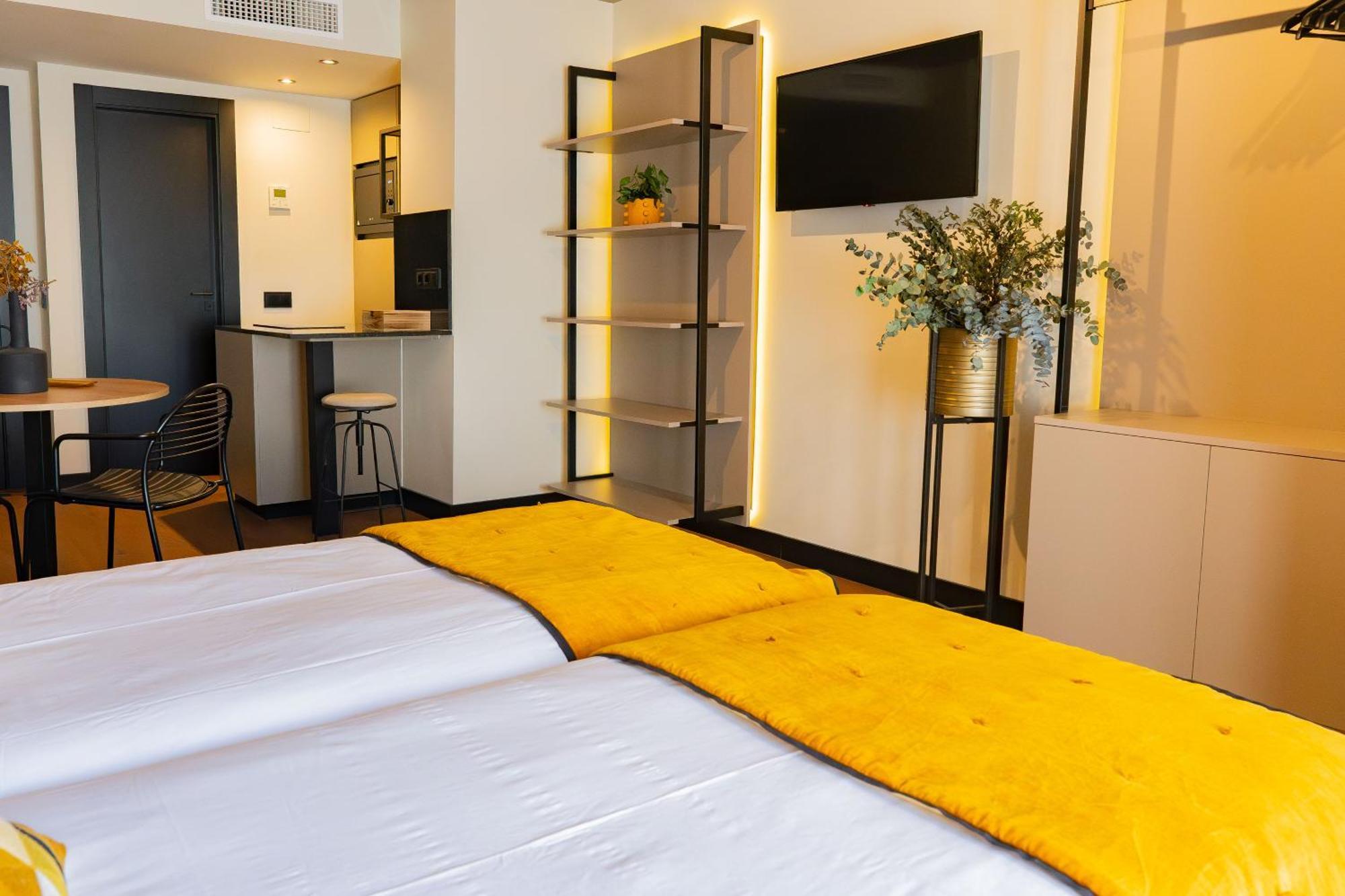 Bubu - Apartamentos En El Centro Málaga Esterno foto