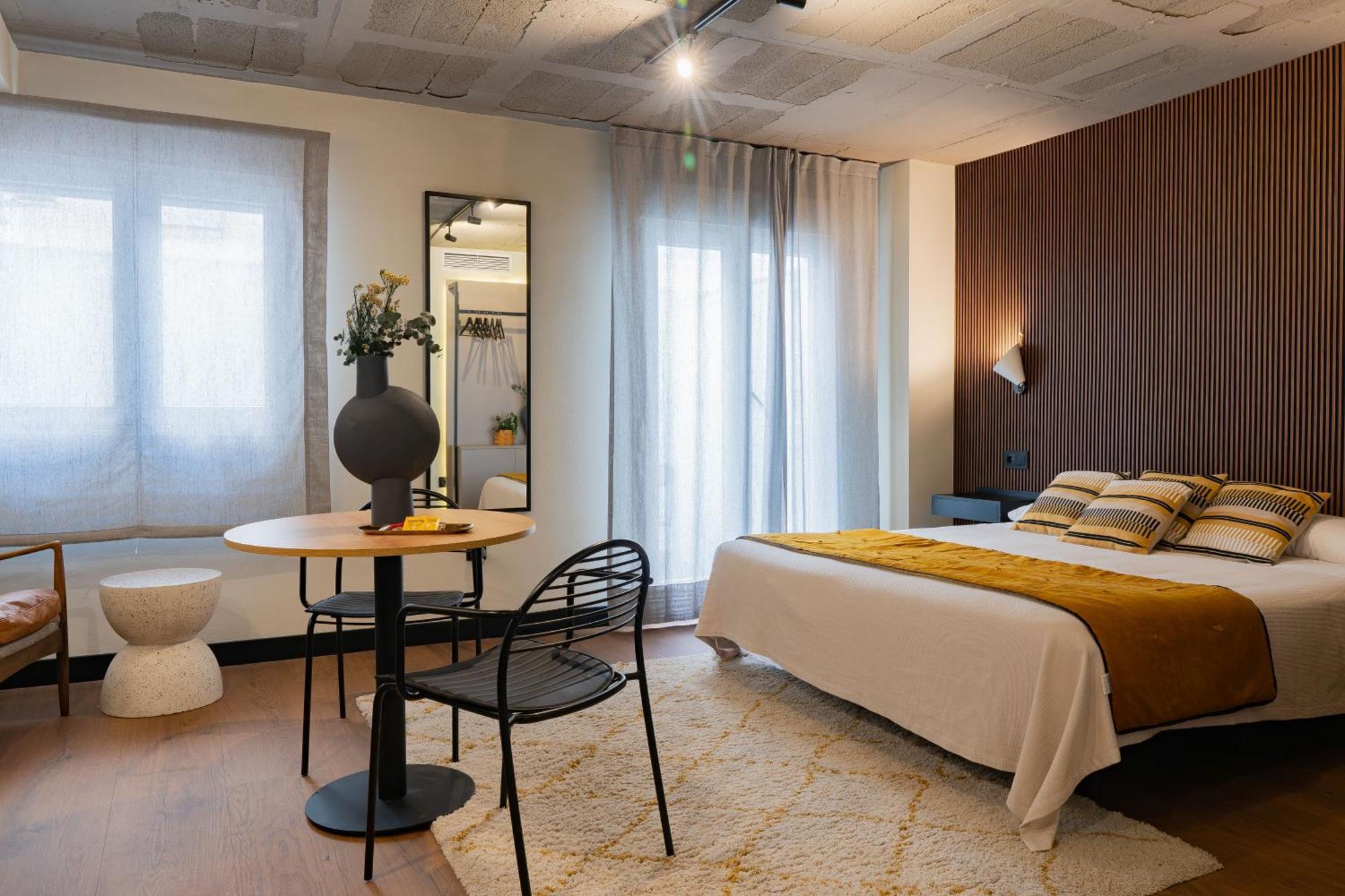 Bubu - Apartamentos En El Centro Málaga Esterno foto
