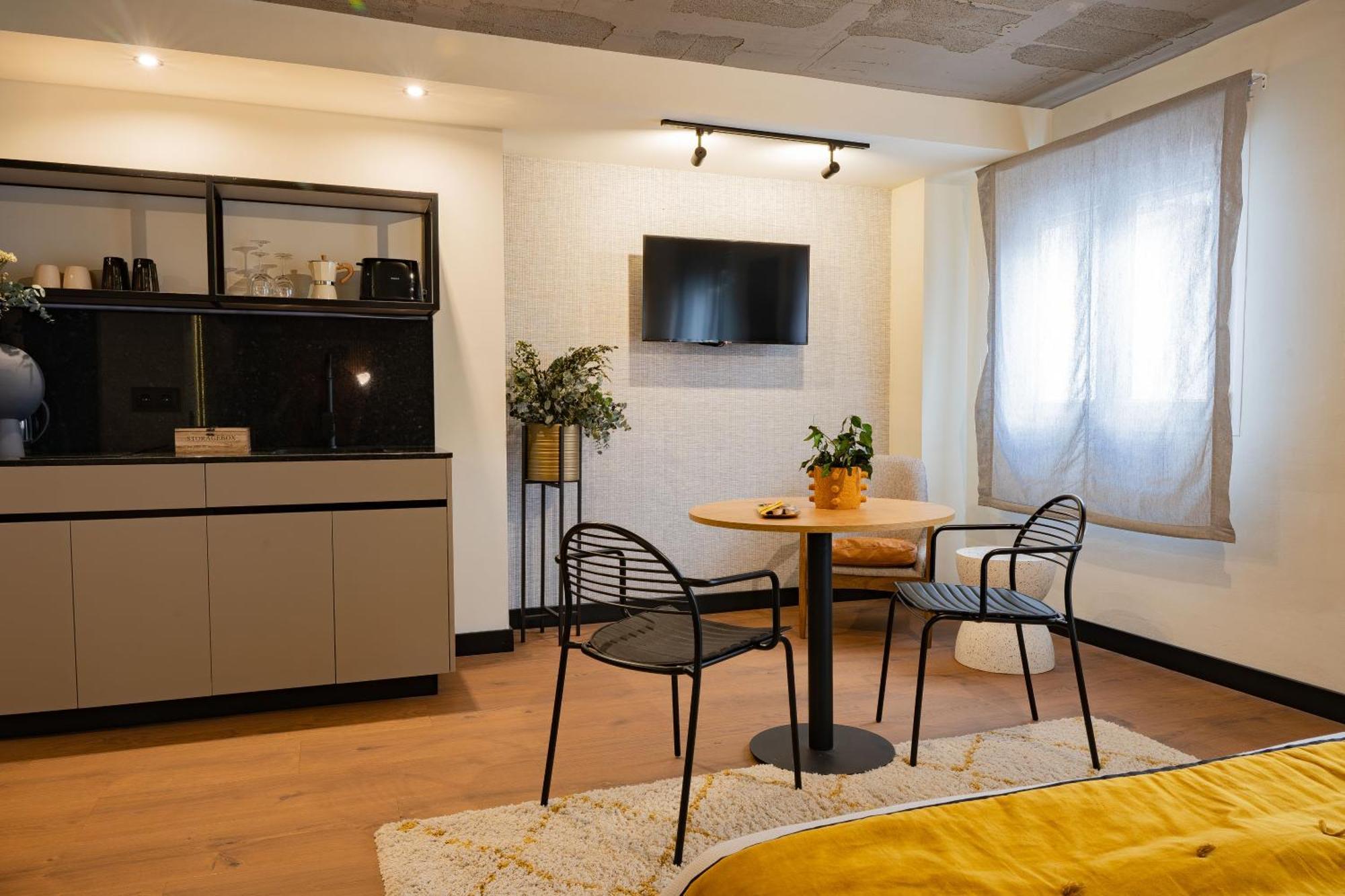 Bubu - Apartamentos En El Centro Málaga Esterno foto